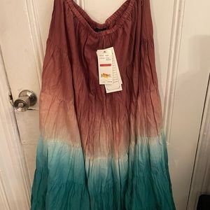 Tie dye hobo skirt brand new!
